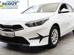 Grau (yucca stahlgrau) Neu 2025 Kia Ceed Vision Limousine | 24.970 € (Fairer Preis)