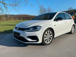 Weiß Gebraucht 2019 VW Golf VII R Limousine | 20.499 €