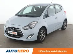 Grau Gebraucht 2018 Hyundai ix20 Comfort Van / Kleinbus | 13.090 € (Fairer Preis)
