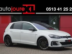 Weiß Gebraucht 2018 VW Golf VII GTE Limousine | 19.800 € (Teuer)