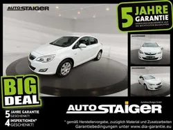 Schneeweiss/summitwhite/arctic Gebraucht 2012 Opel Astra Design Edition Limousine | 5.990 € (Fairer Preis)