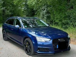 Blau Gebraucht 2018 Audi A4 Ambiente Kombi | 18.899 €