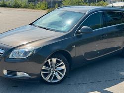 Grau Gebraucht 2012 Opel Insignia Sport Limousine | 3.300 € (Fairer Preis)