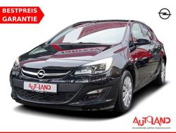 Schwarz Gebraucht 2015 Opel Astra Edition Limousine | 10.990 € (Etwas zu teuer)