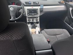 Blau Gebraucht 2009 VW Passat Kombi | 2.800 €