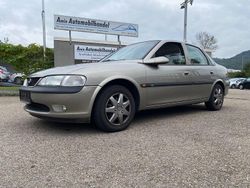 Grau Gebraucht 1996 Opel Vectra Limousine | 1.090 € (Superpreis)