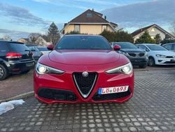 Rot Gebraucht 2019 Alfa Romeo Stelvio Super SUV | 19.900 € (Fairer Preis)