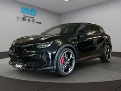 Schwarz Gebraucht 2025 Alfa Romeo Junior Veloce SUV | 49.990 € (Fairer Preis)