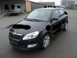 Schwarz Gebraucht 2012 Skoda Fabia Ambition Kleinwagen | 1.990 € (Superpreis)