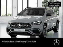 Grau Gebraucht 2025 Mercedes GLA200 AMG SUV | 51.990 €