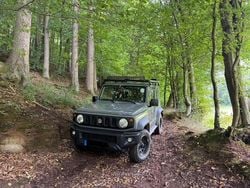 Grau Gebraucht 2023 Suzuki Jimny SUV | 35.000 € (Etwas zu teuer)