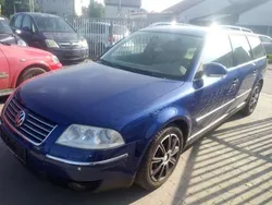 Blau Gebraucht 2004 VW Passat Kombi | 2.485 € (Guter Preis)