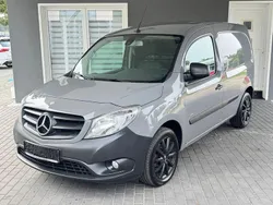 Grau Gebraucht 2016 Mercedes Citan 111 Van / Kleinbus | 6.990 € (Superpreis)
