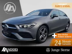 Mountaingrau Gebraucht 2022 Mercedes CLA250e Shooting Brake AMG Kombi | 32.384 € (Etwas zu teuer)