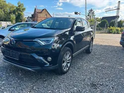 Schwarz Gebraucht 2018 Toyota RAV4 Hybrid Team SUV | 13.800 € (Teuer)