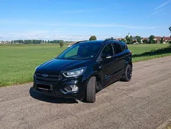 Schwarz Gebraucht 2018 Ford Kuga ST-Line SUV | 19.900 € (Fairer Preis)