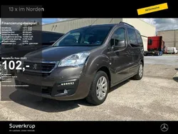 Gebraucht 2015 Peugeot Partner Tepee Allure Van / Kleinbus | 12.439 € (Etwas zu teuer)
