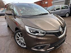Braun Gebraucht 2017 Renault Scénic IV Intens Van / Kleinbus | 11.790 € (Fairer Preis)