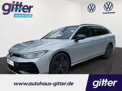 Oyster silver metallic (silber) Neu 2025 VW Passat R-line Kombi | 61.900 €