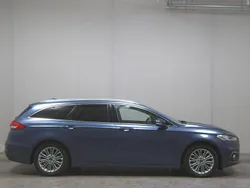 Blau Gebraucht 2022 Ford Mondeo Titanium Kombi | 14.980 € (Guter Preis)