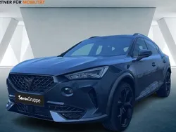 Grau Gebraucht 2023 Cupra Formentor VZ SUV | 29.870 € (Fairer Preis)