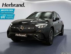Metalliclack obsidianschwarz Gebraucht 2025 Mercedes GLC200 AMG SUV | 56.750 € (Teuer)