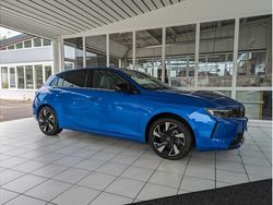 Kobalt blau Gebraucht 2024 Opel Astra Limousine | 25.950 € (Teuer)