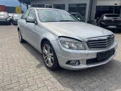 Silber Gebraucht 2008 Mercedes C320 Limousine | 5.999 € (Fairer Preis)