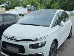 Weiß Gebraucht 2016 Citroën C4 Picasso Van / Kleinbus | 10.700 € (Etwas zu teuer)