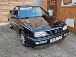Schwarz Gebraucht 1997 VW Golf Cabriolet Cabrio | 3.980 € (Teuer)