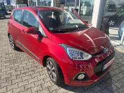 Rot Gebraucht 2016 Hyundai i10 Style Kleinwagen | 7.900 € (Guter Preis)