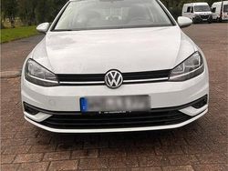 Weiß Gebraucht 2018 VW Golf VII Limousine | 9.990 € (Superpreis)
