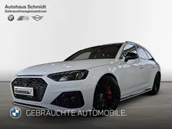 Ibisweiss (metallic) Gebraucht 2022 Audi RS4 Sport Kombi | 59.490 €