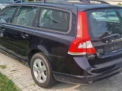 Schwarz Gebraucht 2007 Volvo V70 Momentum Kombi | 5.290 € (Etwas zu teuer)