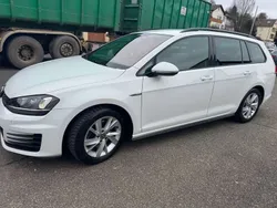 Pure white Gebraucht 2016 VW Golf VII GTD Kombi | 15.495 € (Fairer Preis)
