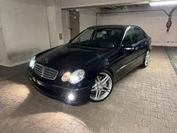 Blau Gebraucht 2007 Mercedes C320 Limousine | 5.500 € (Fairer Preis)