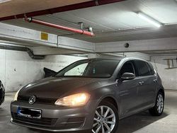 Grau Gebraucht 2013 VW Golf VII Limousine | 8.500 € (Fairer Preis)