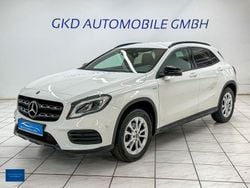 Weiß Gebraucht 2018 Mercedes GLA200 AMG line SUV | 21.490 € (Fairer Preis)