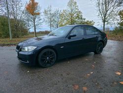 Blau Gebraucht 2005 BMW 320 Limousine | 2.350 € (Guter Preis)