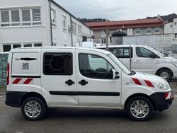Weiß Gebraucht 2007 Fiat Doblò Van / Kleinbus | 2.800 € (Fairer Preis)