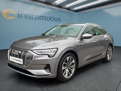 Grau Gebraucht 2022 Audi e-tron Sportback SUV | 39.849 € (Etwas zu teuer)