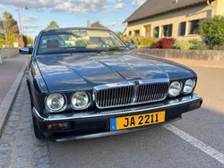 Grau Gebraucht 1990 Jaguar XJ6 Limousine | 34.000 €