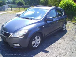Grau Gebraucht 2011 Kia Ceed 2 Kombi | 2.390 € (Superpreis)