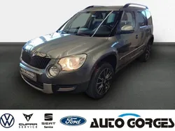 Grau Gebraucht 2013 Skoda Yeti Adventure SUV | 14.790 € (Fairer Preis)