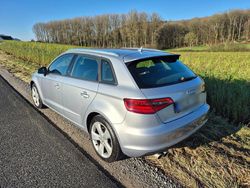Silber Gebraucht 2014 Audi A3 Limousine | 9.900 € (Fairer Preis)