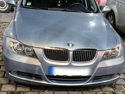 Grau Gebraucht 2005 BMW 325 Limousine | 5.300 € (Fairer Preis)