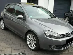 Grau Gebraucht 2009 VW Golf VI Highline Limousine | 4.900 € (Fairer Preis)