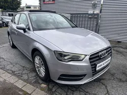 Silber Gebraucht 2014 Audi A3 Sportback Ambiente Limousine | 12.990 € (Guter Preis)