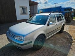Silber Gebraucht 2006 VW Golf IV Kombi | 2.300 € (Guter Preis)