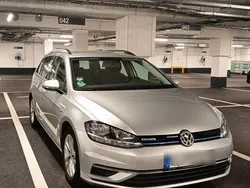 Silber Gebraucht 2019 VW Golf VII Comfortline Kombi | 16.000 € (Guter Preis)